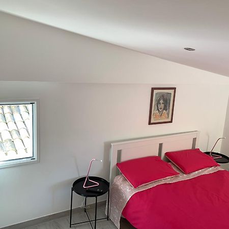 Deni'S Apartments Per 4 Siraküza Dış mekan fotoğraf