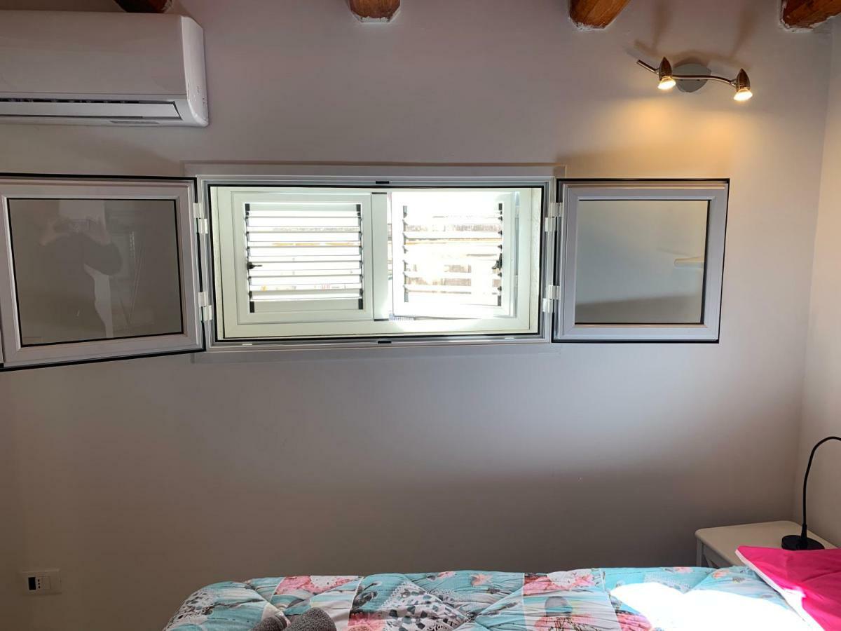 Deni'S Apartments Per 4 Siraküza Dış mekan fotoğraf