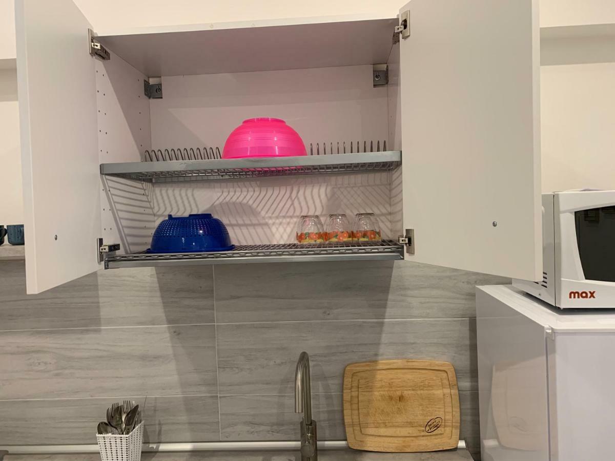 Deni'S Apartments Per 4 Siraküza Dış mekan fotoğraf