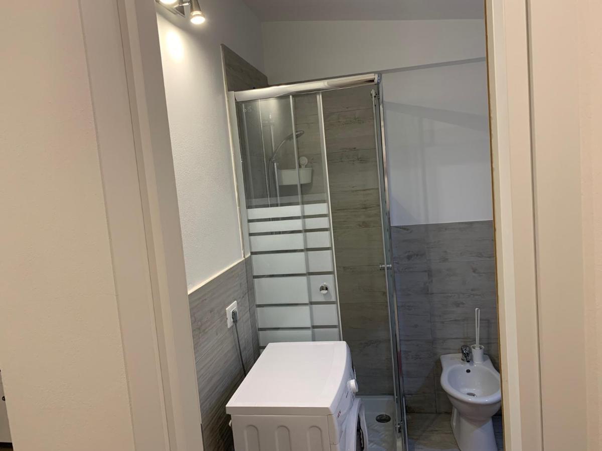 Deni'S Apartments Per 4 Siraküza Dış mekan fotoğraf